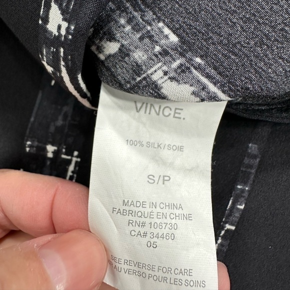 Vince shadow stripe silk oversized blouse top size S - Picture 9 of 10